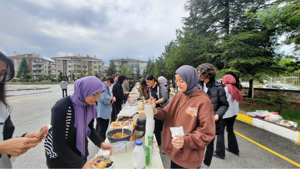 Okulumuzda Kermes Co Kusu Kocatepe Anadolu Lisesi